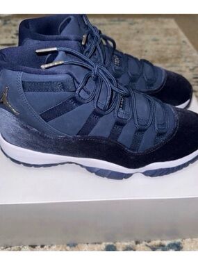 Jordan Women’s  Navy Blue High-Top Sneakers